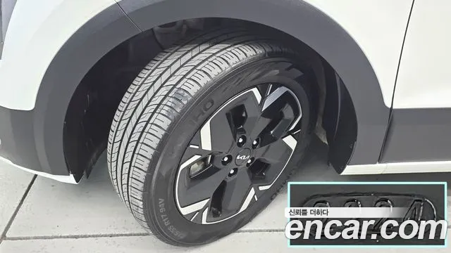 Kia Niro Niro (New) — Фото автомобиля 5