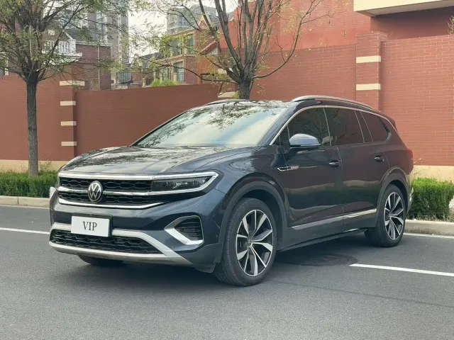 Фотография автомобиля — Volkswagen Talagon
