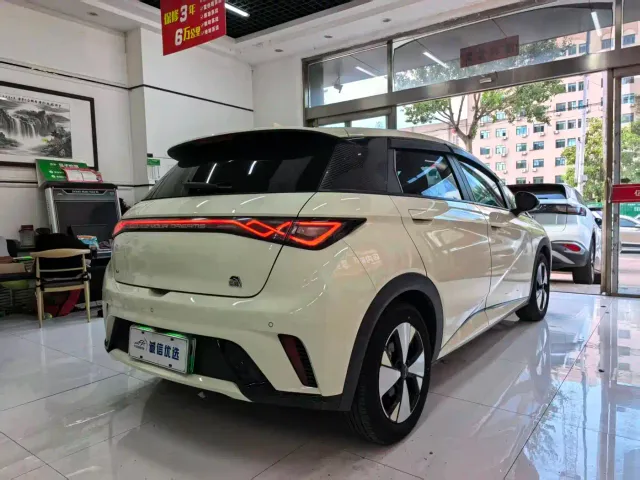 BYD Dolphin — Фото автомобиля 13