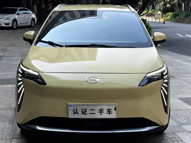 GAC Aion Y — Фото автомобиля 2