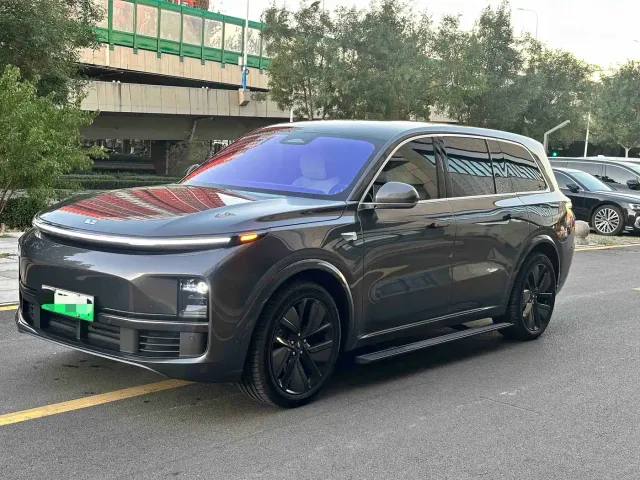 Фотография автомобиля — Li Auto L9