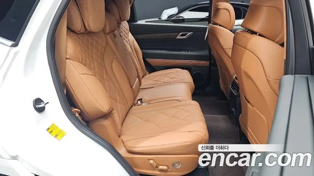 Genesis GV80 — Фото автомобиля 17