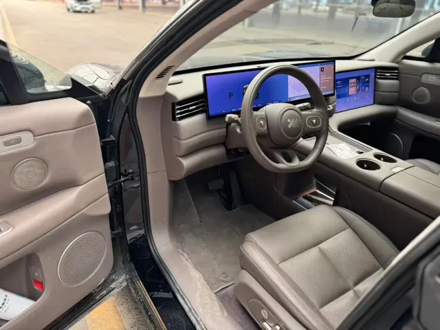 IM Motors LS6 — Фото автомобиля 4