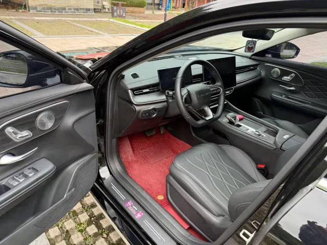 Chery Arrizo 8 PRO — Фото автомобиля 13