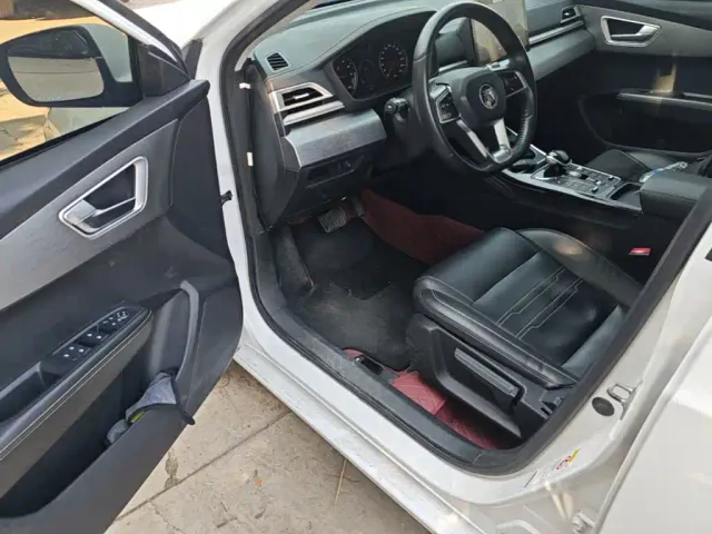 BYD Qin — Фото автомобиля 15