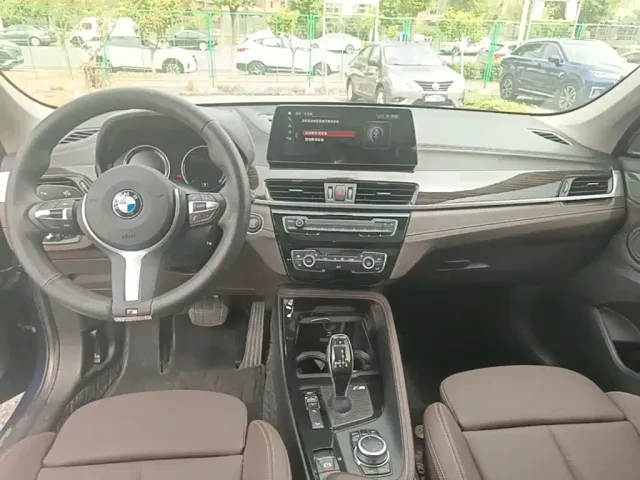 BMW X1 — Фото автомобиля 12
