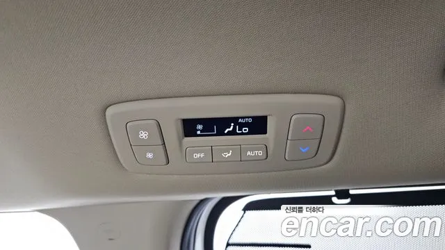 Kia Canival Carnival 4 поколение Бензин 7 мест Signature — Фото автомобиля 28