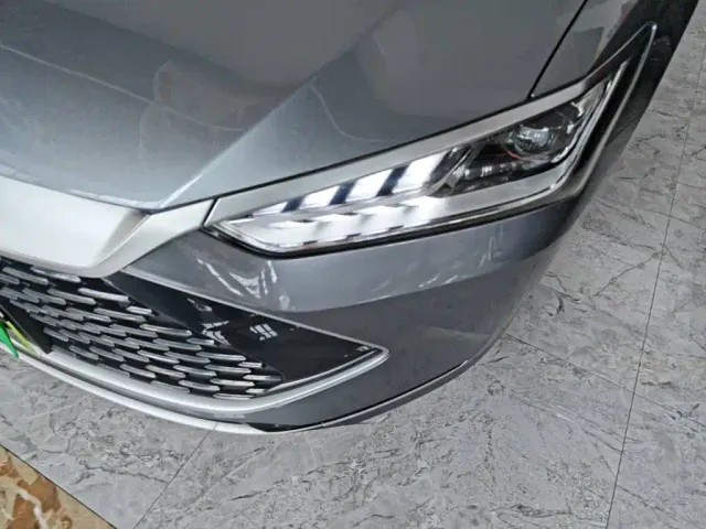 BYD Qin PLUS — Фото автомобиля 23