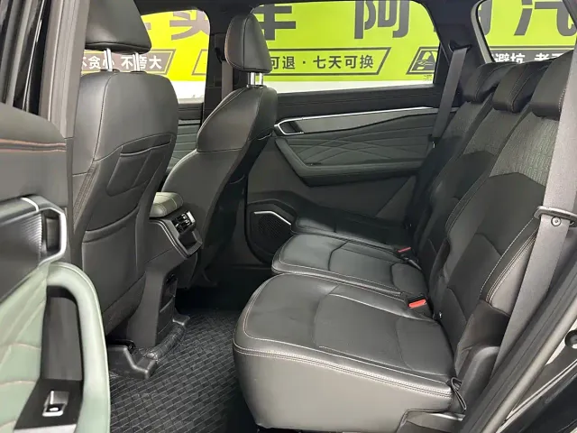 Geely Haoyue L — Фото автомобиля 10