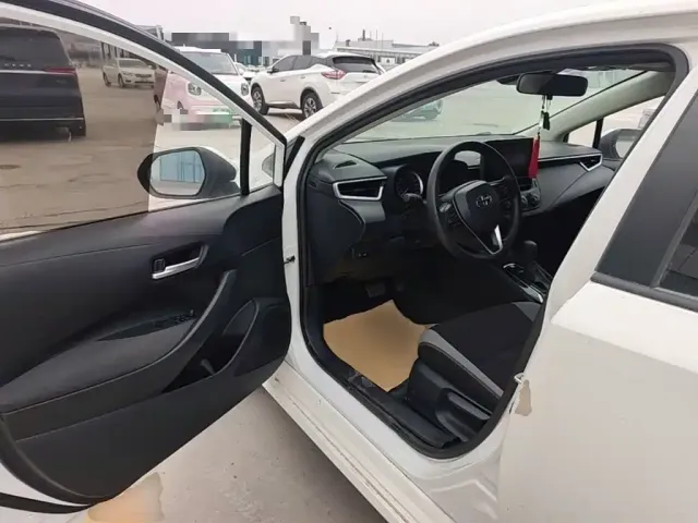 Toyota Corolla — Фото автомобиля 11