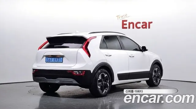 Kia Niro New — Фото автомобиля 2