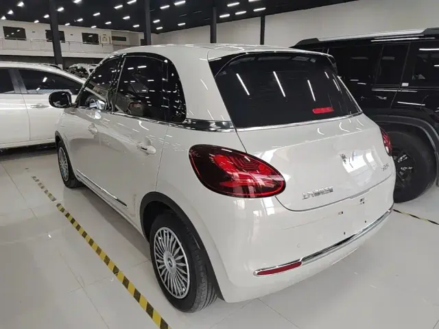 Wuling Bingo — Фото автомобиля 4