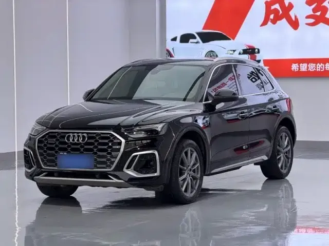 Фотография автомобиля — Audi Q5L