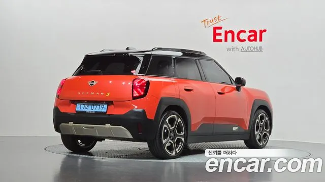 MINI Aceman 1st Gen — Фото автомобиля 2