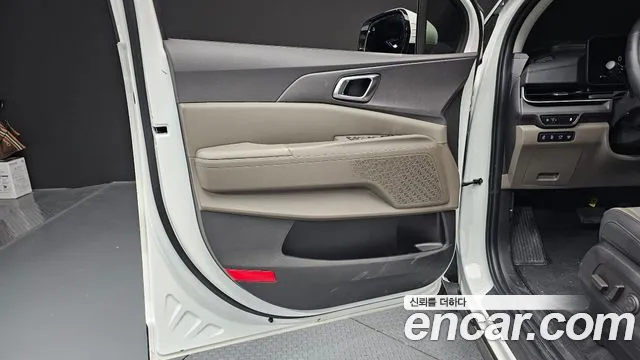 Kia Carnival — Фото автомобиля 13