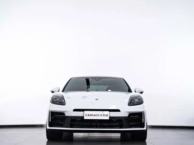 Porsche Panamera — Фото автомобиля 4