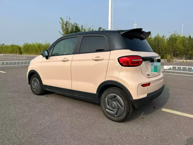 Leapmotor T03 — Фото автомобиля 5