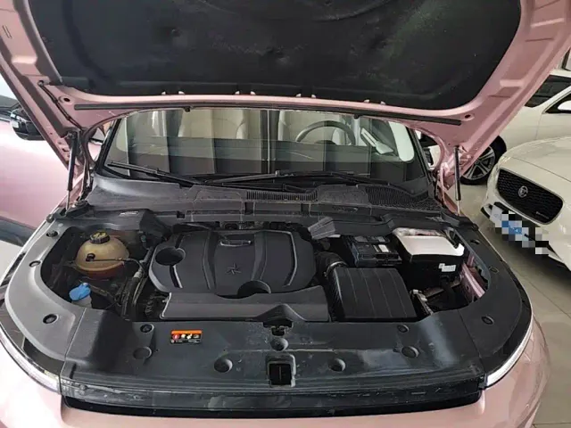 Geely ICON — Фото автомобиля 19