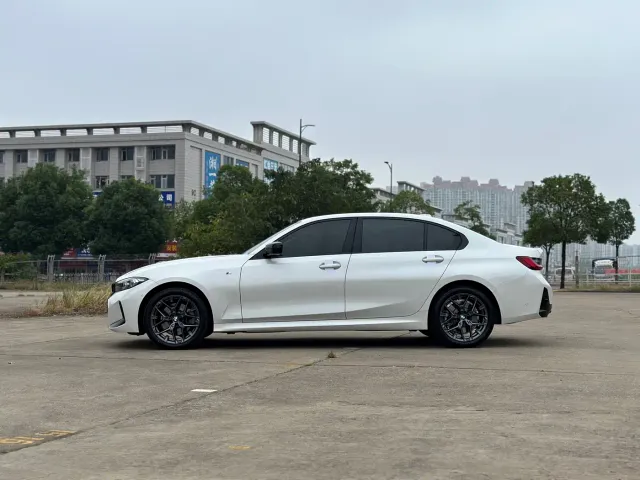 BMW 3 Series — Фото автомобиля 5