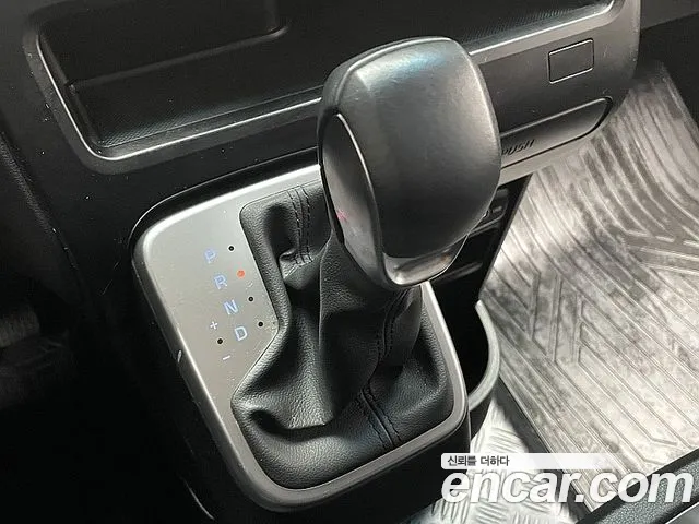 Hyundai Staria — Фото автомобиля 9
