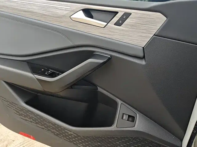 Volkswagen Sagitar — Фото автомобиля 7