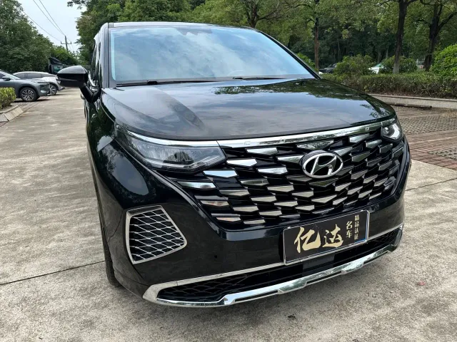 Hyundai Custo — Фото автомобиля 9