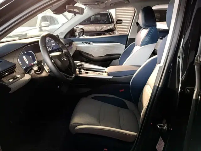 Geely Xingrui — Фото автомобиля 14