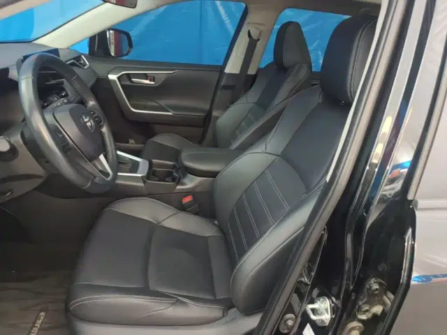 Toyota Wildlander — Фото автомобиля 14