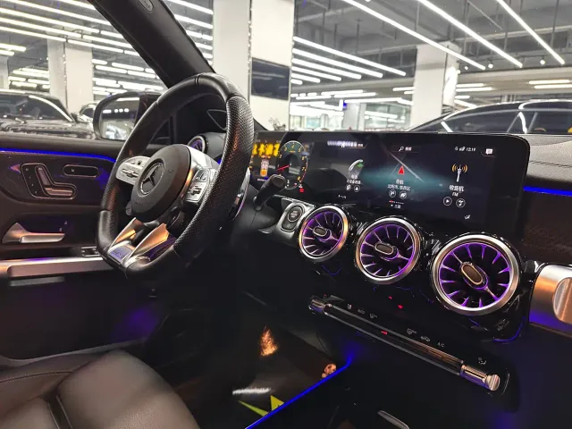 Mercedes-Benz GLB AMG — Фото автомобиля 14
