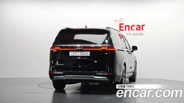 Kia Canival Carnival 4 поколение Дизель 7 мест Outdoor — Фото автомобиля 4