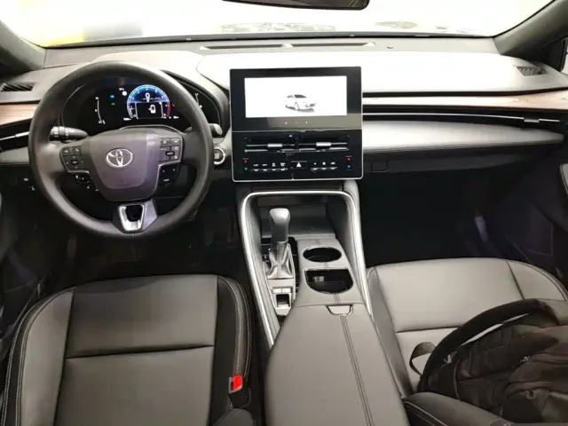 Toyota Avalon — Фото автомобиля 9