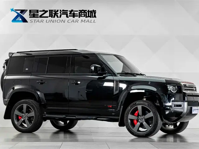 Land Rover Defender — Фото автомобиля 5