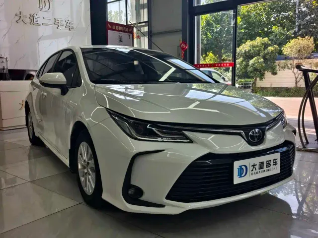 Toyota Corolla — Фото автомобиля 2