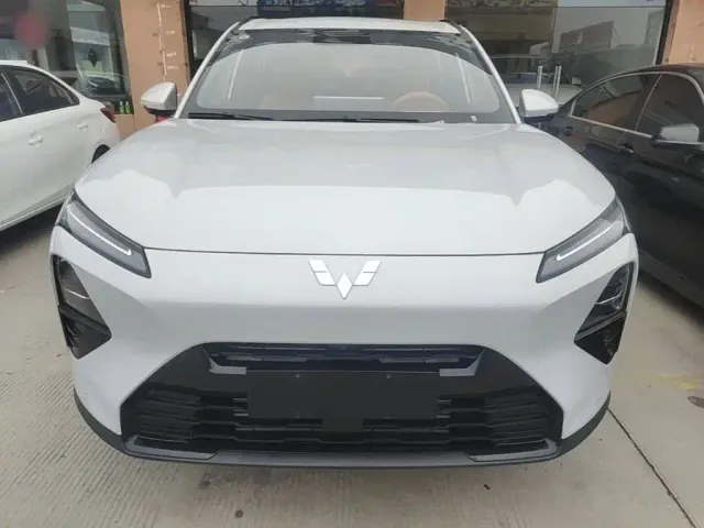 Wuling Starlight S — Фото автомобиля 2