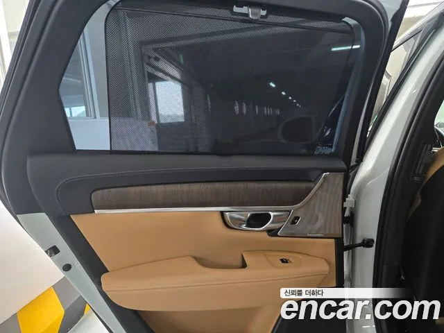 Volvo V90 — Фото автомобиля 11