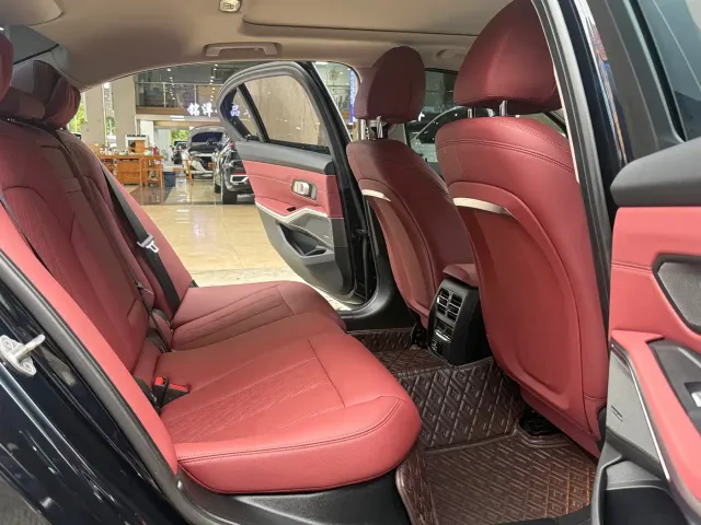 BMW 3 Series — Фото автомобиля 8