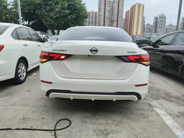 Nissan Sylphy — Фото автомобиля 5