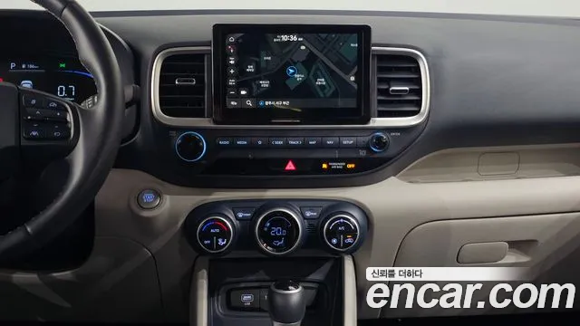 Hyundai Venue — Фото автомобиля 20