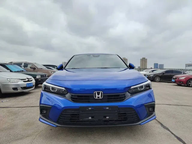 Honda Civic — Фото автомобиля 2