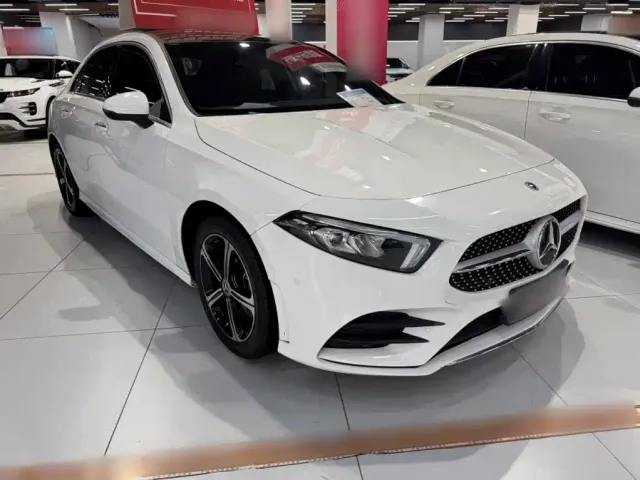 Mercedes-Benz A-Class — Фото автомобиля 9
