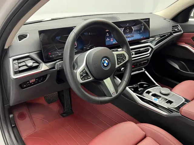 BMW i3 — Фото автомобиля 14
