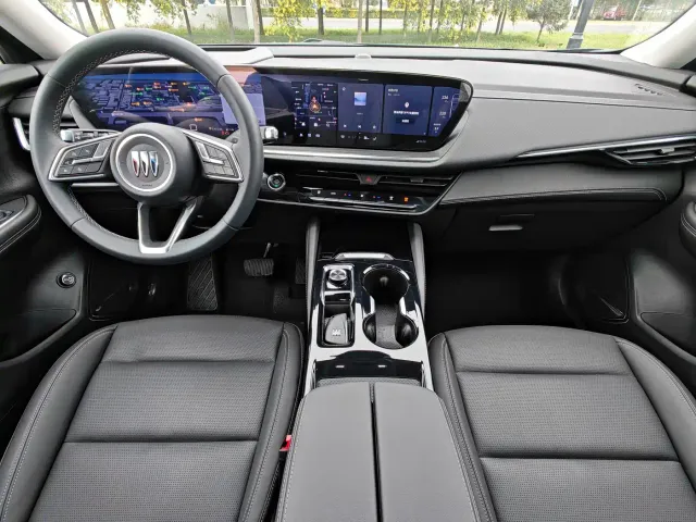 Buick Envision S — Фото автомобиля 7