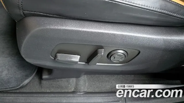 Kia Canival Carnival 4 поколение Дизель 9 мест Noblesse — Фото автомобиля 19