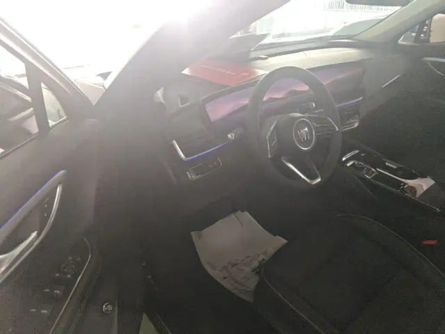 Buick Envision Plus — Фото автомобиля 15