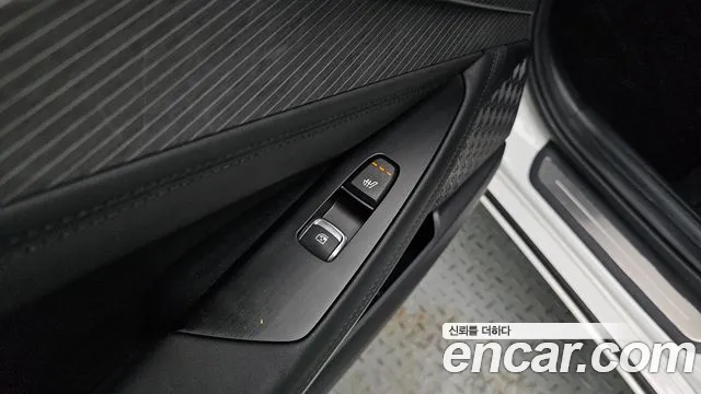 Kia K8 The New K8 2.5 Бензин 2WD — Фото автомобиля 19