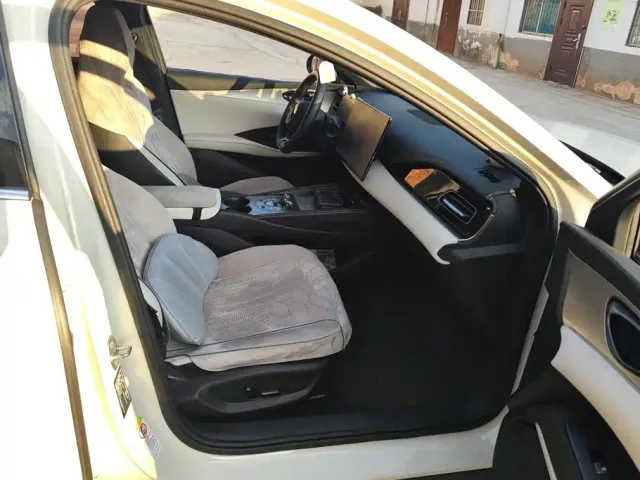 BYD Seal 06 — Фото автомобиля 8