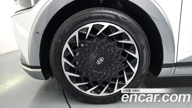 Hyundai Ioniq5 Ioniq5 Long Range AWD — Фото автомобиля 5