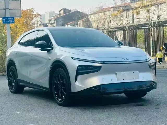 Xpeng G7 — Фото автомобиля 3
