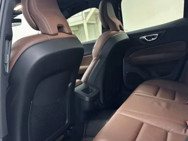 Volvo S60 — Фото автомобиля 16