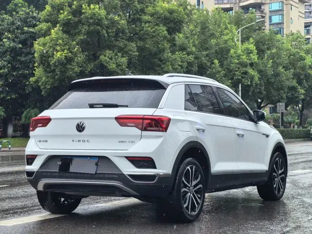Volkswagen T-Roc — Фото автомобиля 13